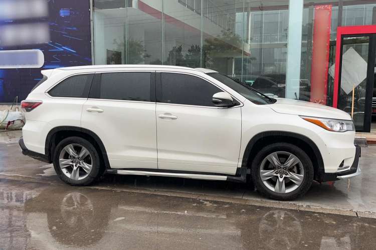 Used Toyota Highlander 2015 2.0T Four-Wheel Drive Luxury Edition 7-Seater
