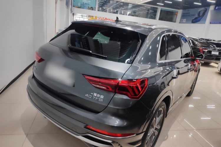 Used Audi Q3 2022 40 TFSI Fashion Dynamic Model