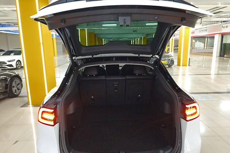 Used Tesla Model Y 2021 Standard Range Rear-Wheel Drive Version