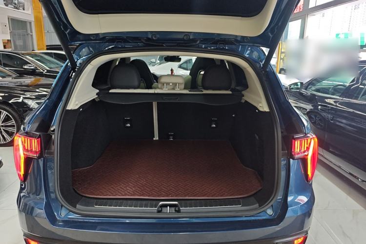 Used Lynk & Co 01 2019 2.0T Two-Wheel Drive Zhaopu Version China VI Standard
