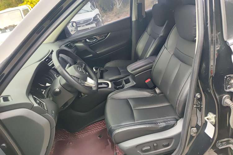 Used Nissan X-Trail 2019 2.0L CVT Smart Connect Comfort Edition 2WD
