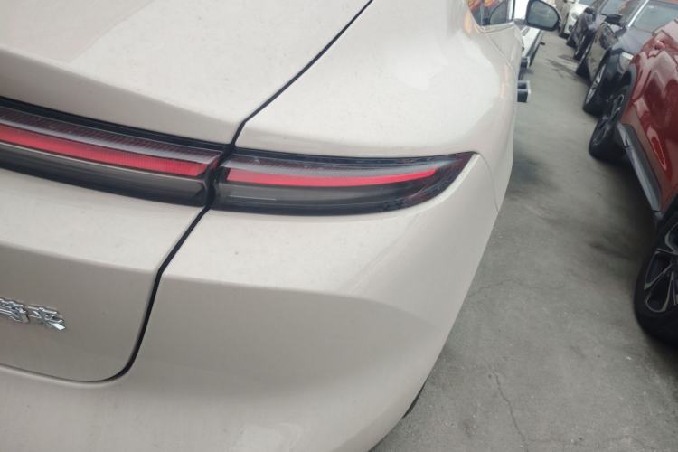 Used Nio ET5 2025 75 kWh