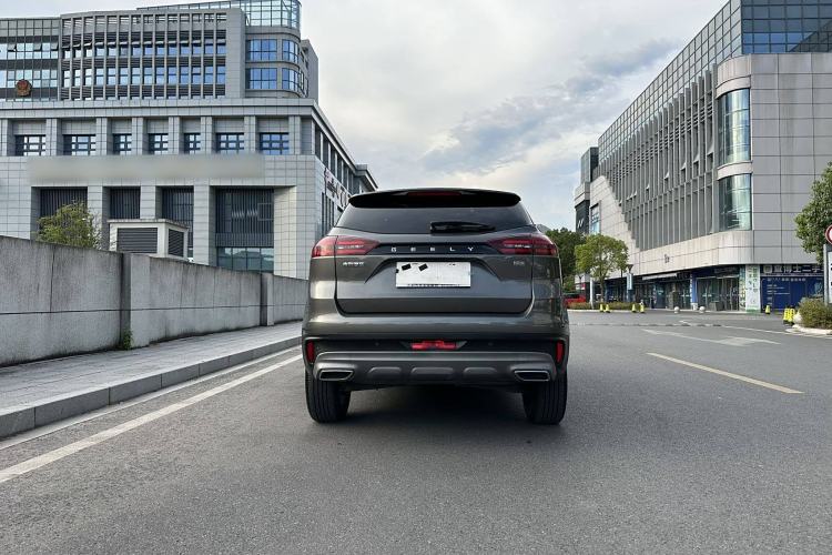 Used Geely Auto Emgrand X7 Sport 2022 1.8TD DCT Zhiya Trim
