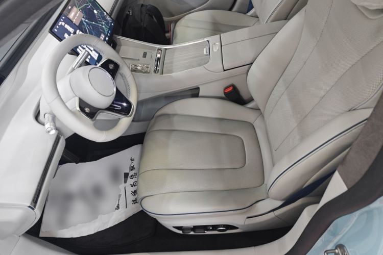 Used Hima Luxeed S7 2025 785 km Ultra
