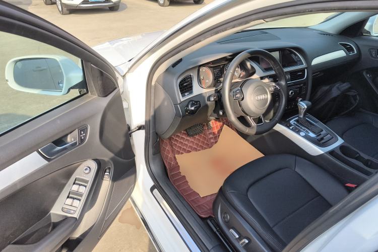 Used Audi A4L 2015 35 TFSI Automatic Standard Model
