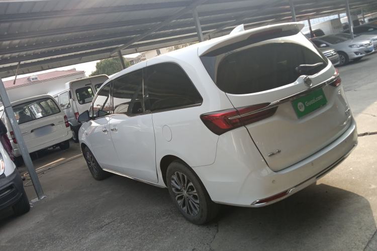 Used Buick GL8 2023 Facelifted Land Cruiser Executive Luxury Version