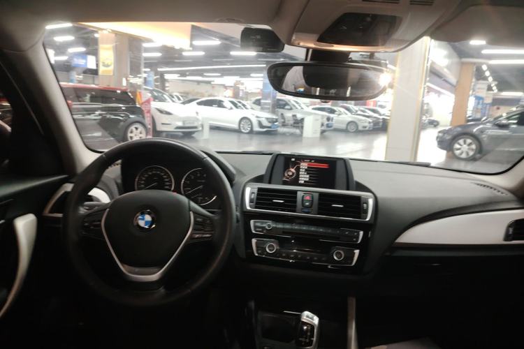 Used BMW 1 Series 2016 120i Leading Model
