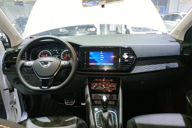 Used Jetta VS5 2019 280TSI Automatic Enjoyment Model
