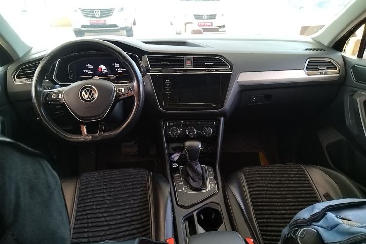 Used Volkswagen Tiguan L 2021 330TSI Automatic Two-Wheel Drive Smart Edition