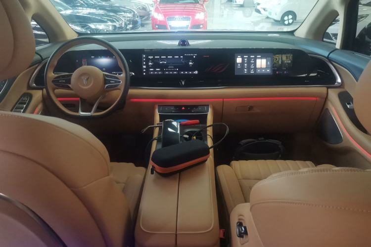 Used VOYAH Dream 2024 PHEV Ultra-Long Range Flagship Edition