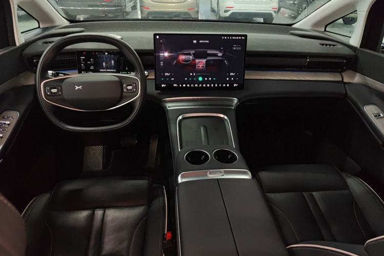 Used XPeng X9 2024 610 Long-Range Pro
