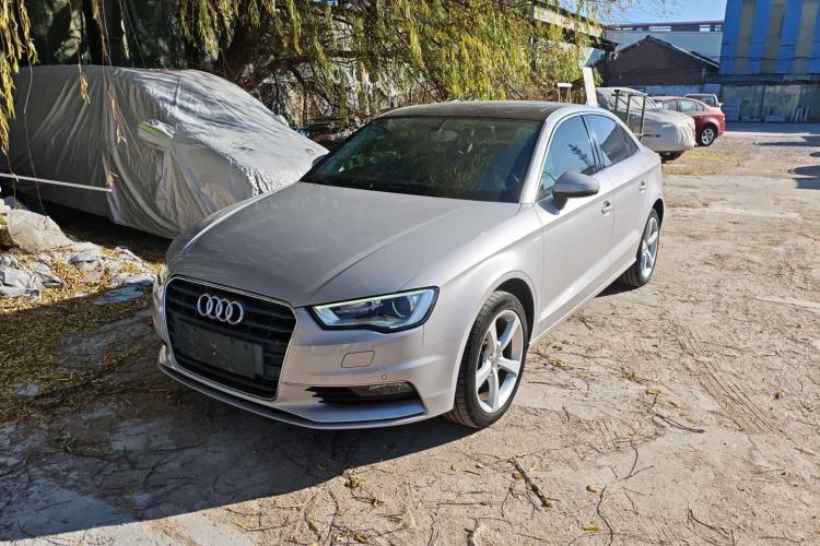 Used Audi A3 2014 Limousine 35 TFSI Automatic Comfort Model
