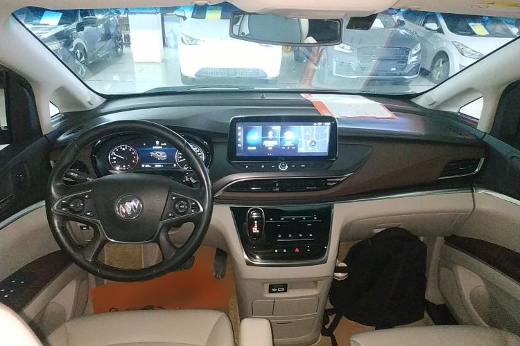 Used Buick GL8 2021 Land Cruiser Executive Class 652T Luxury Model