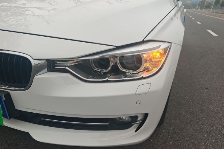 Used BMW 3 Series 2014 320Li Fashion Model
