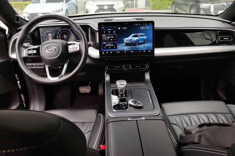 Used GAC Trumpchi GS8 2022 Flagship Series 2.0 TGDI Four-Wheel Drive Luxury Smart Connectivity Version (7 Seats)