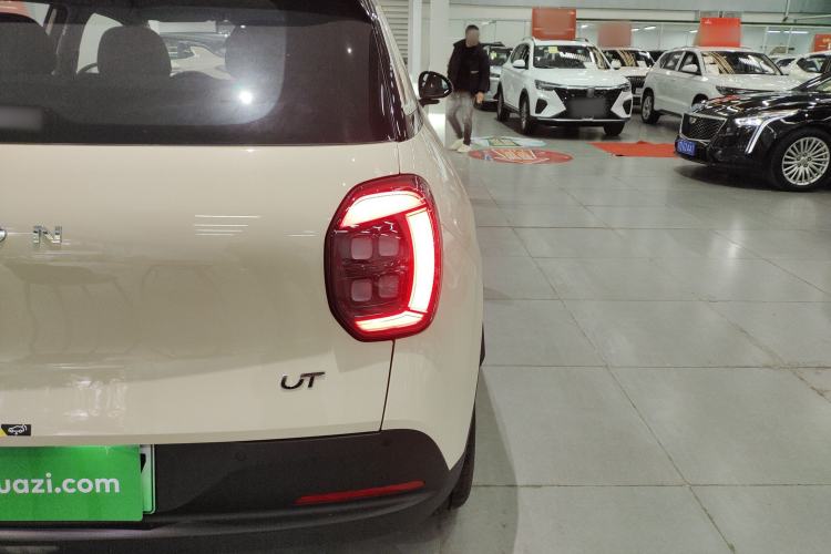 Used AION UT 2025 330 Starlight Edition
