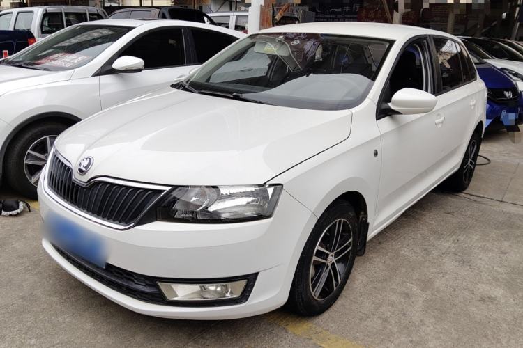 Used Skoda Rapid Spaceback 2016 Revised Version 1.6L Manual Front-Drive Edition
