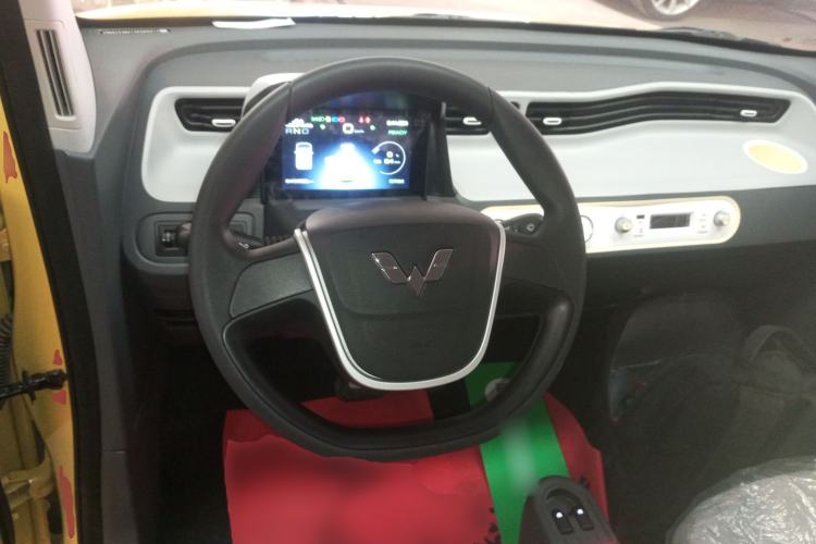 Used Wuling Hongguang MINIEV 2022 Macaron Premium Model – Lithium Iron Phosphate
