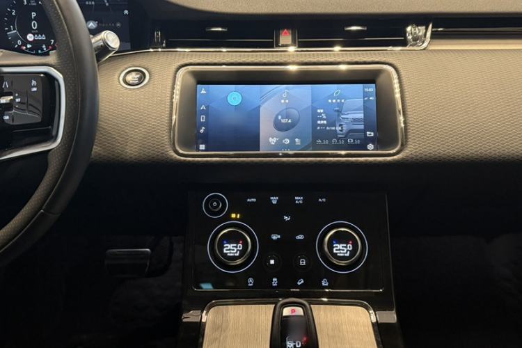 Used Land Rover Range Rover Evoque 2021 Range Rover Velar 249 PS R-Dynamic S Performance Edition