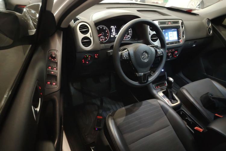 Used Volkswagen Tiguan 2016 280TSI Automatic Two-Wheel-Drive Silk Road Style Edition