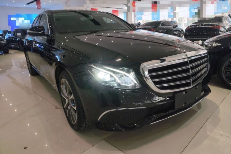 Used Mercedes-Benz E-Class 2019 E 260 L
