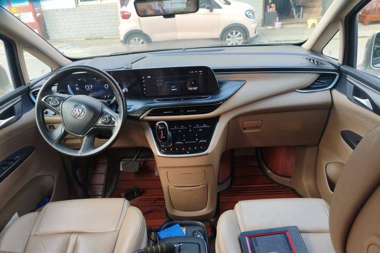 Used Buick GL8 2020 ES Land Cruiser 653T Luxury Model
