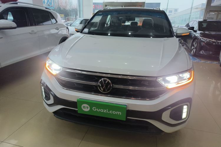 Used Volkswagen T-ROC 2025 Facelift Model 2 300TSI DSG Two-Wheel Drive Chenguang Edition
