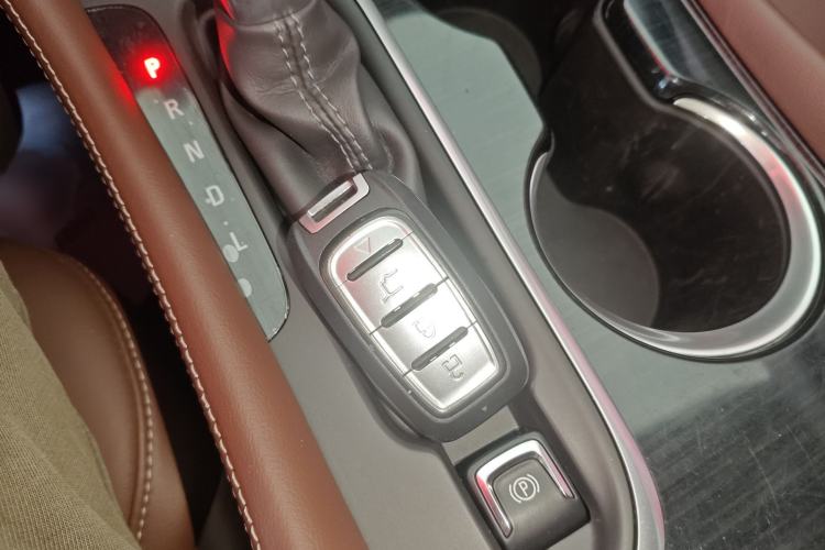 Used Buick Envision 2019 20T Two-Wheel Drive Luxury Version China V Standard
