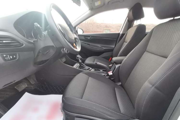 Used Hyundai Celesta 2020 1.6L Automatic GL Enjoyable Edition