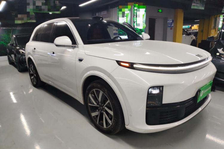 Used Li Auto L7 2023 Air model
