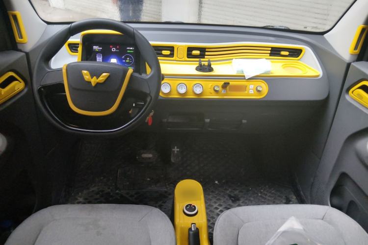 Used Wuling Hongguang MINIEV 2021 Macaron Fashion Edition Lithium-Ion Battery
