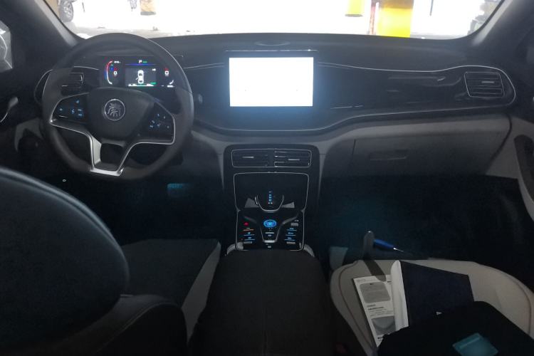 Used BYD Qin PLUS 2024 Honor Edition EV 420KM Beyond Model