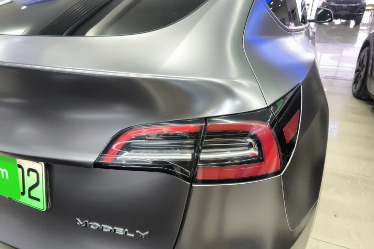 Used Tesla Model Y 2021 Long-Range All-Wheel-Drive Version