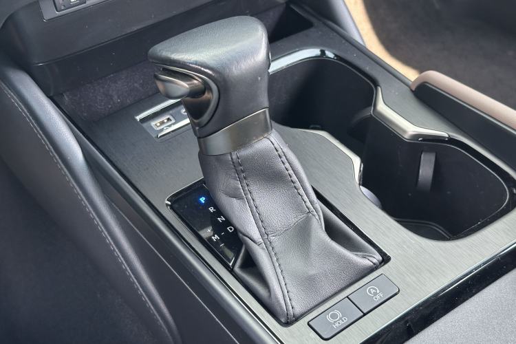 Used Lexus ES 2022 200 Excellence Edition