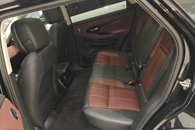 Used Land Rover Range Rover Evoque 2024 Aurora L 249 PS Prestige Light-Chasing Edition
