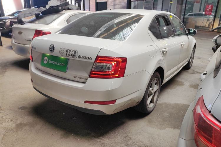 Used Skoda Octavia 2015 1.6L Automatic Yijie Edition
