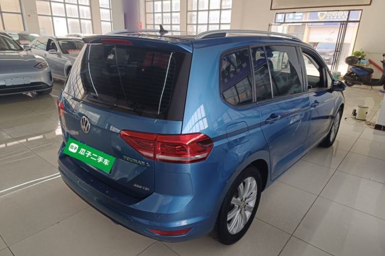 Used Volkswagen Touran 2018 Volkswagen Touran L 280TSI DSG Comfort Edition 7-seater