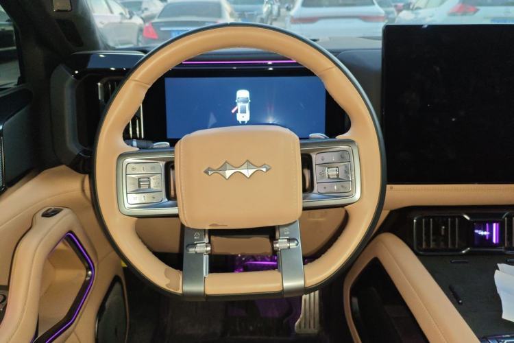 Used  Leopard 8 2025 Smart & Brave Flagship Edition 7 Seats
