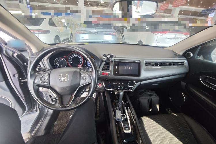 Used Honda Vezel 2015 1.8L CVT 2WD Luxury Model

