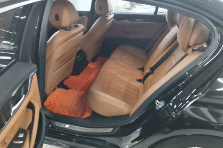 Used BMW 5 Series 2018 Restyled 530Li Leading Edition M Sport Package