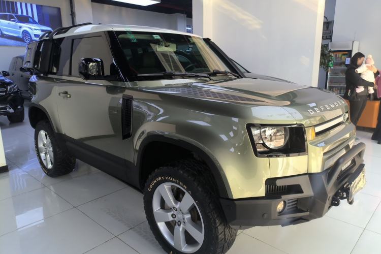 Used Land Rover Defender 2021 90 P400 Classic Reproduction Edition