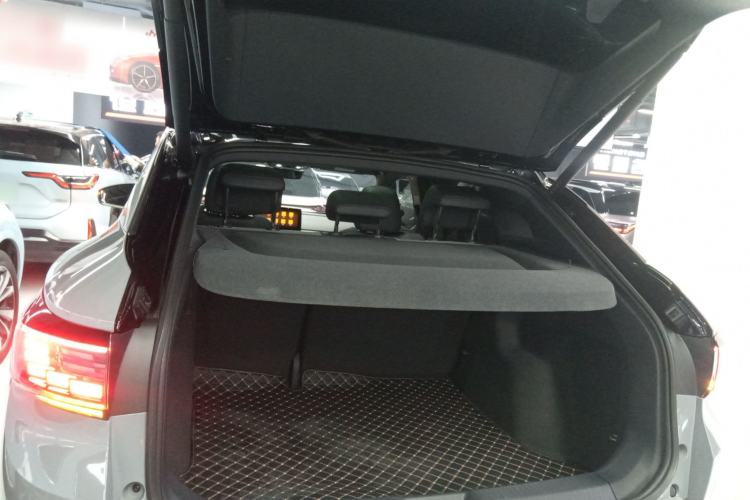 Used Volkswagen ID.4 CROZZ 2021 Long-Range Lite PRO Two-Wheel Drive Version