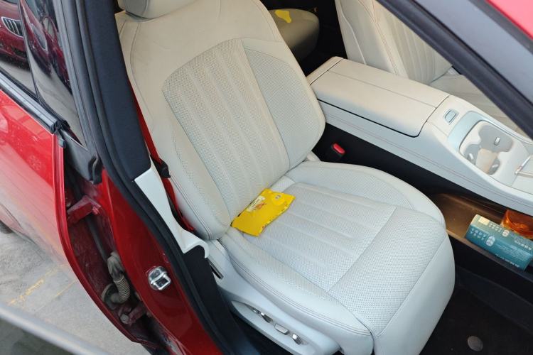 Used ONVO L60 2024 60 kWh All-Wheel Drive
