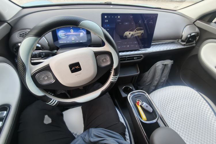 Used  3 2023 505km Air