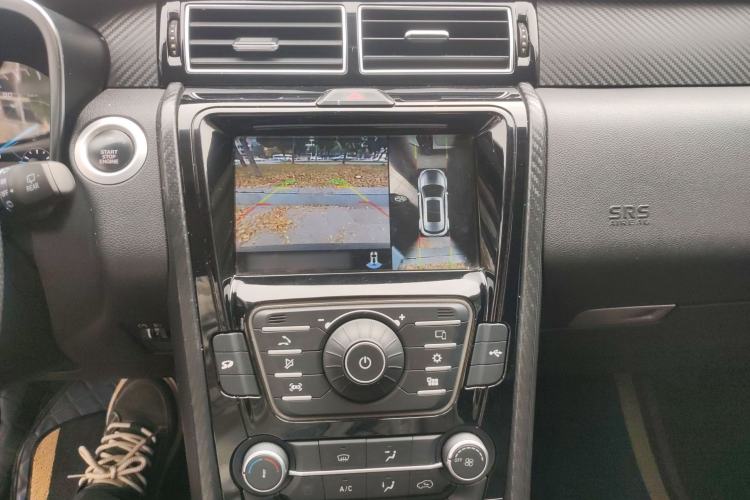 Used JMC Yusheng S330 2016 1.5L GTDi Automatic Two-Wheel Drive Prestige Edition
