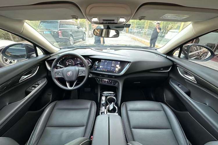 Used Buick Envision 2022 Facelift Encore S 652T Two-Wheel-Drive Luxury Model
