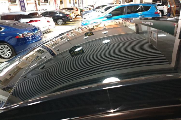 Used Tesla Model Y 2022 Long-Range All-Wheel-Drive Version