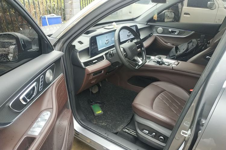 Used Chery Tiggo 8 PRO 2024 Champion Edition 390T Two-Wheel Drive Peak Version 5 Seats
