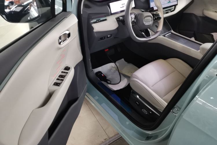 Used Lynk & Co 06 EM-P 2023 EM-P 126 Long-Range Halo