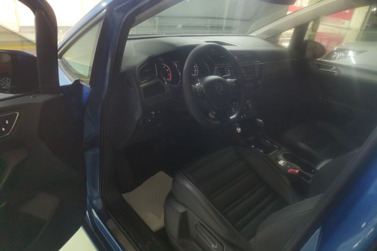 Used Volkswagen Touran 2018 Volkswagen Touran L 280TSI DSG Comfort Edition 7 Seats China V Emission Standard